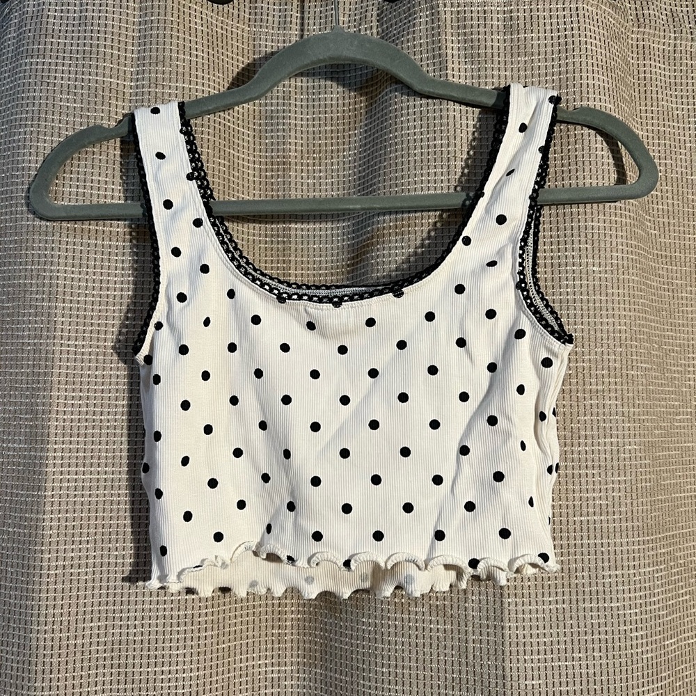 Top Shop cropped tank, white with black polka dots, size 4 (fits like a 2)